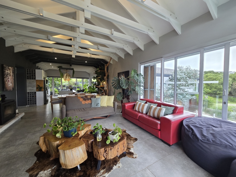 3 Bedroom Property for Sale in Oubaai Western Cape